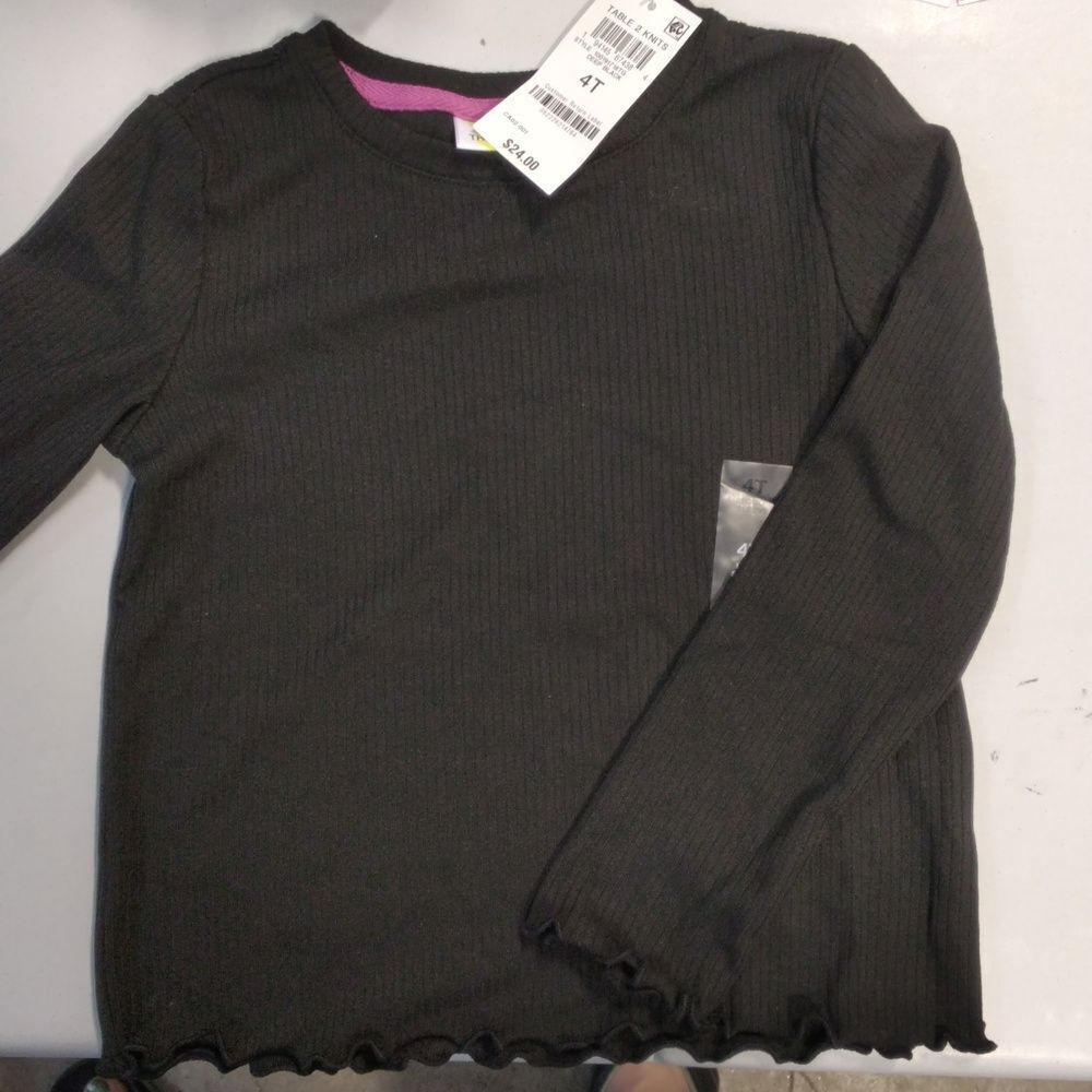 Epic Threads Black Long Sleeve Kids Tee